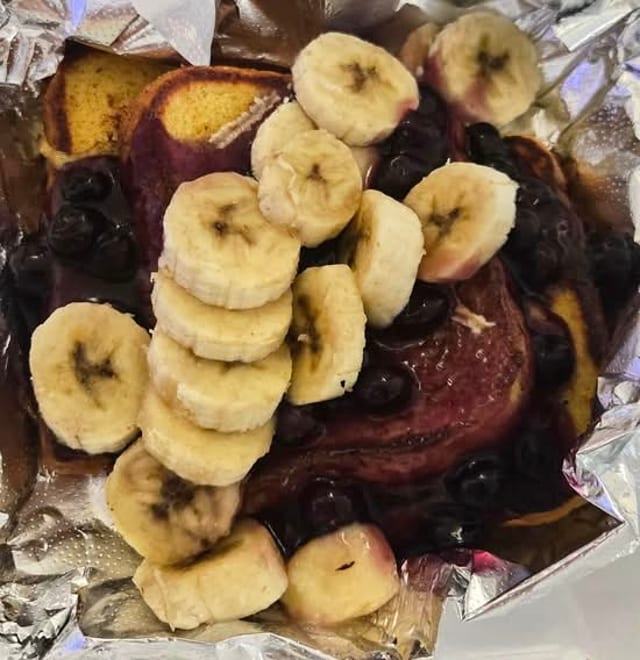 1/2 French Toast.