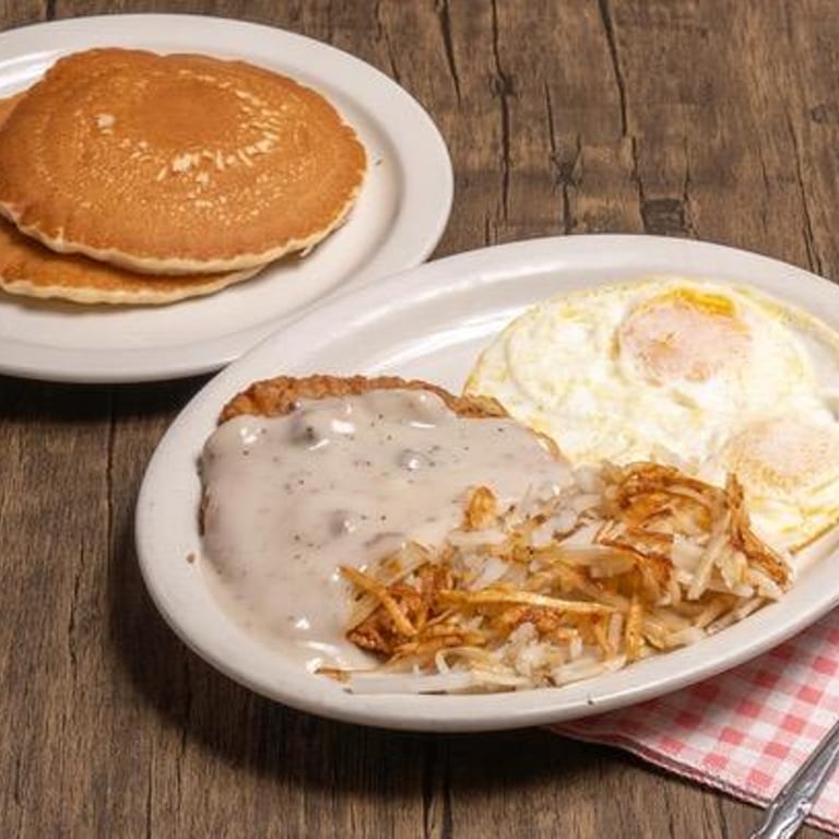 Delicious Cheeseburgers: A Must-Try at Our American Diner